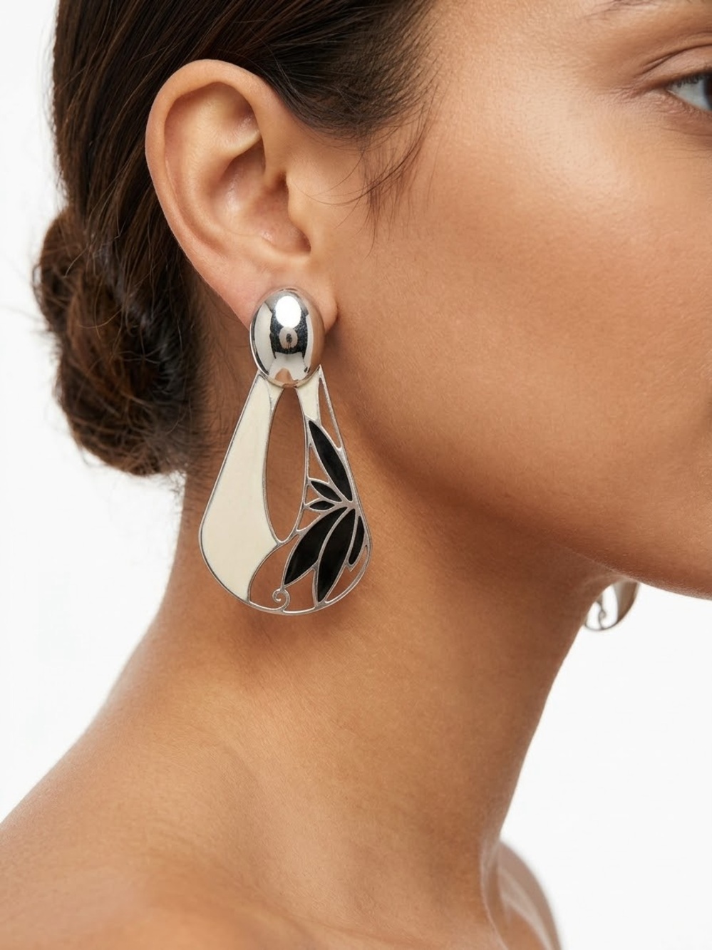 Vintage 1980s Silver Tone Black & White Statement Drop Earrings -